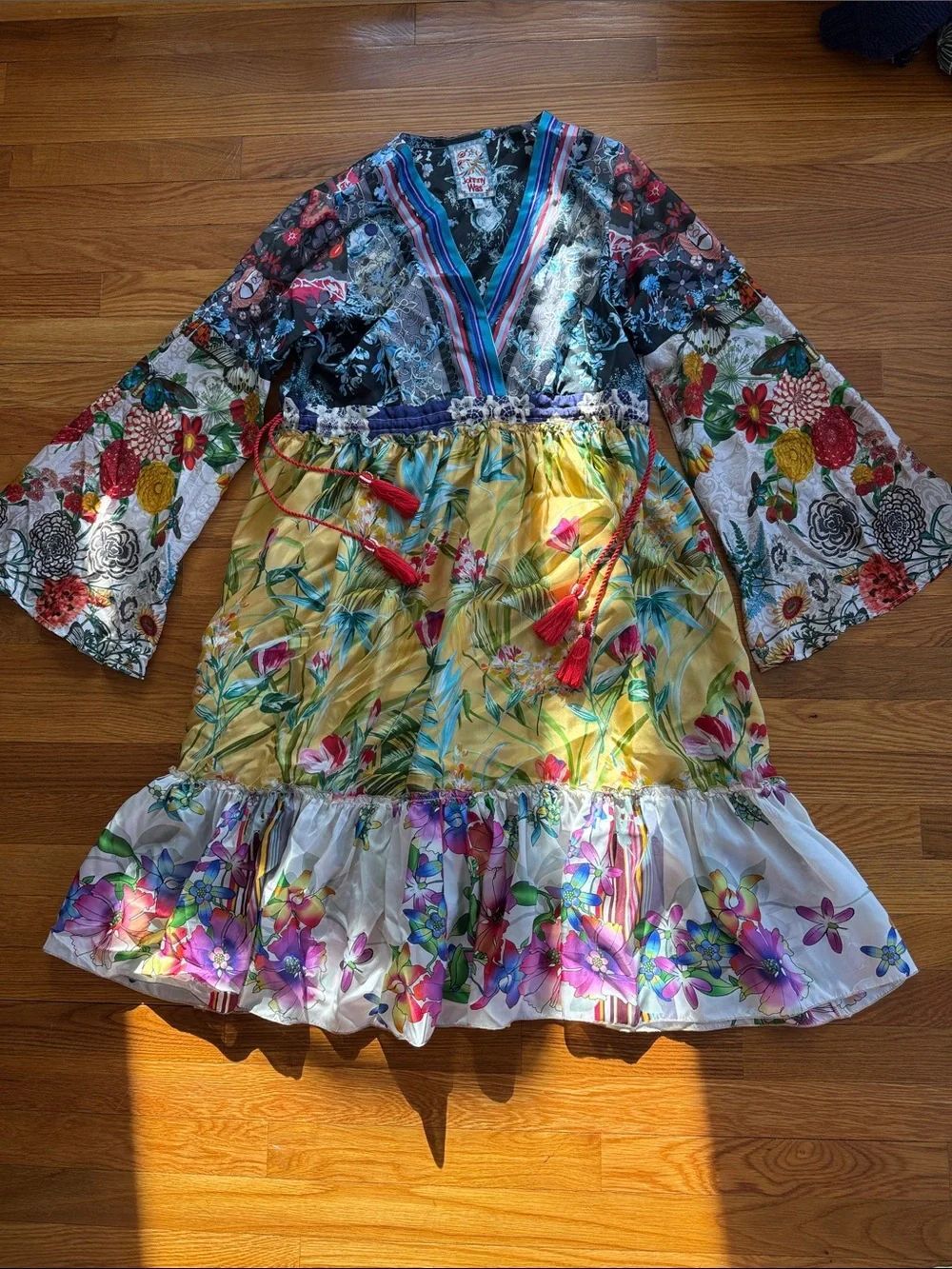 JOHNNY WAS DARI DRESS 100% SILK FLOWING CHIC VIBRANT FLORAL BOHO Size:S NWT $445 - Picture 5 of 10